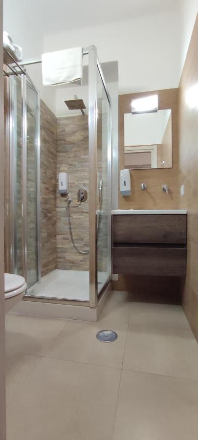 Nitto House Hotel Bari Luaran gambar